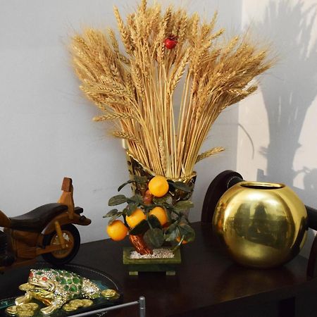 Hotel Grig Yerevan Bagian luar foto