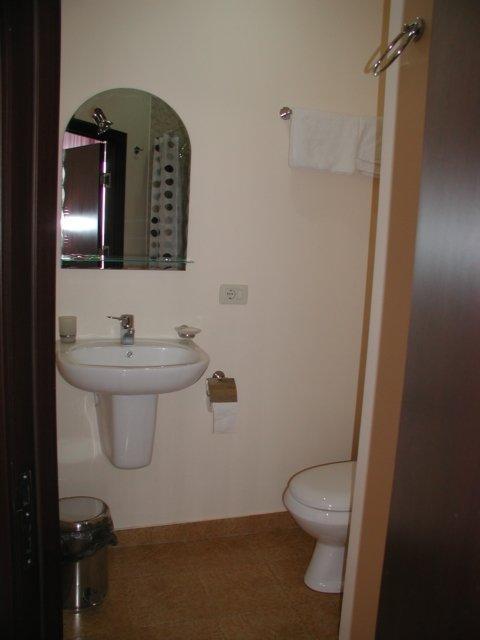 Hotel Grig Yerevan Bagian luar foto