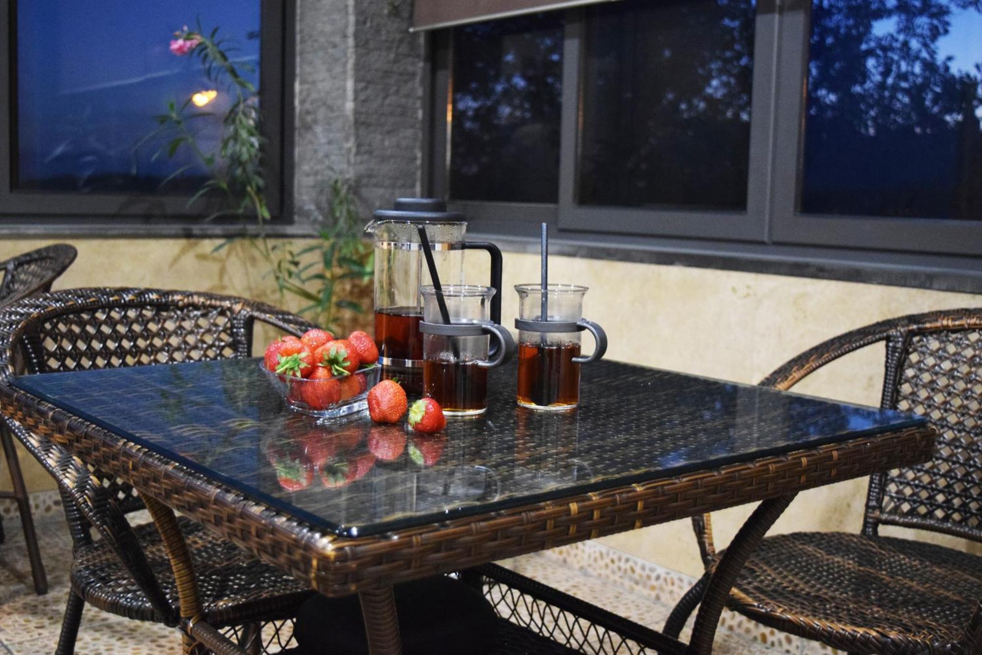 Hotel Grig Yerevan Bagian luar foto