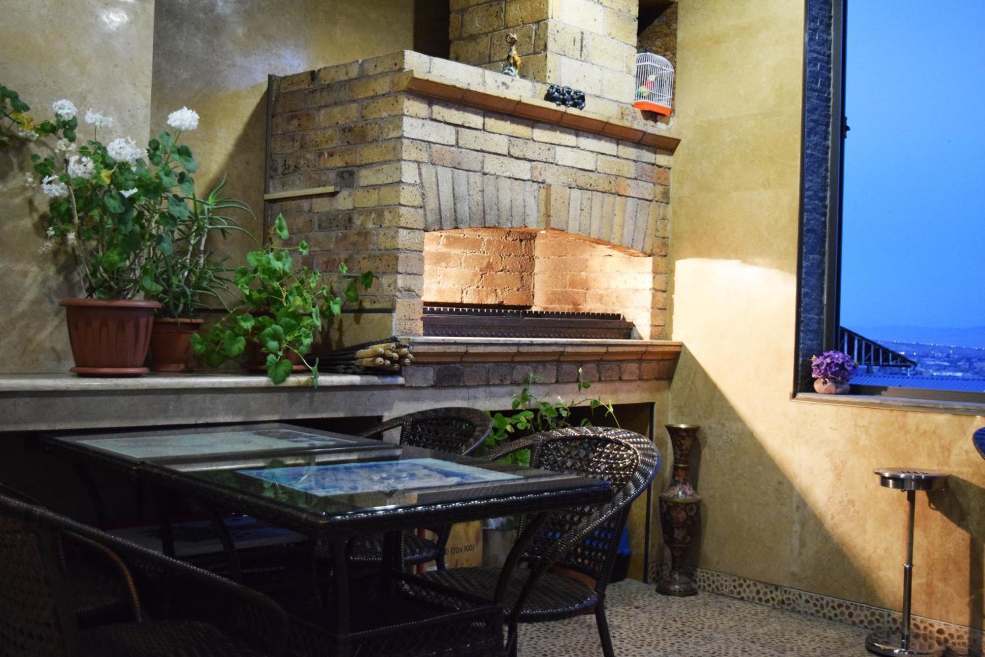 Hotel Grig Yerevan Bagian luar foto