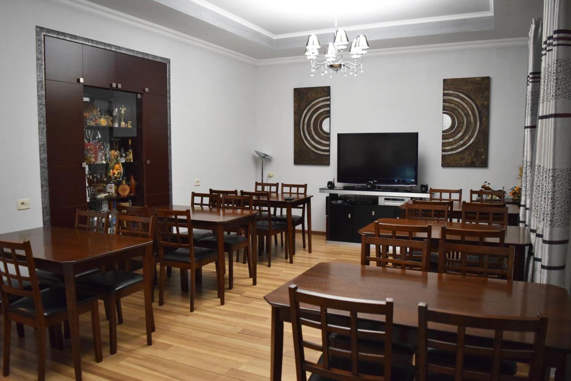 Hotel Grig Yerevan Bagian luar foto