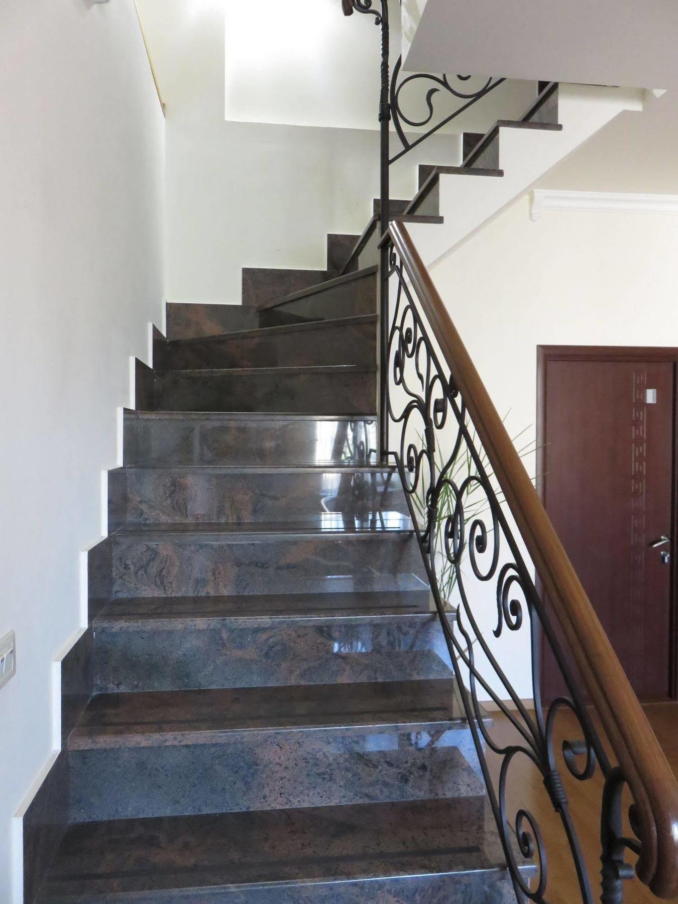 Hotel Grig Yerevan Bagian luar foto